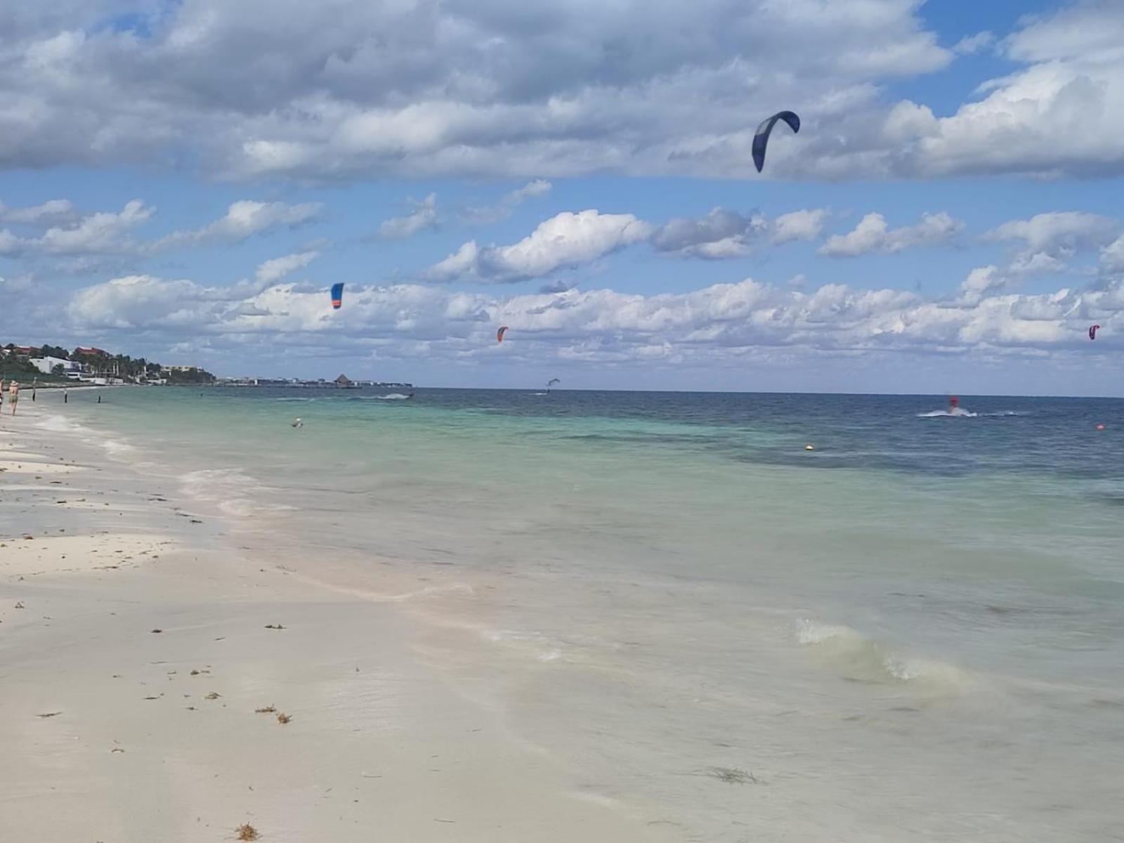 Modern 1 Bedroom Suite By Beach Great Location! Puerto Morelos Kültér fotó